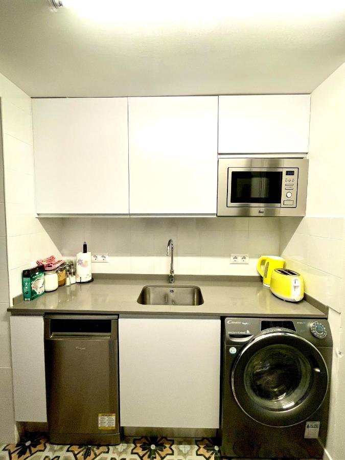 Apartamento Calle Amparo100 Red Brick Loft For 8 Lavapies Madrid