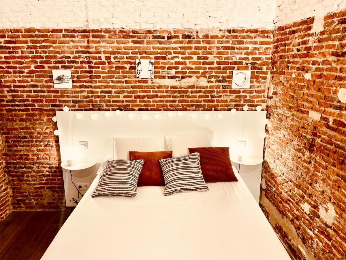 Apartamento Calle Amparo100 Red Brick Loft For 8 Lavapies Madrid